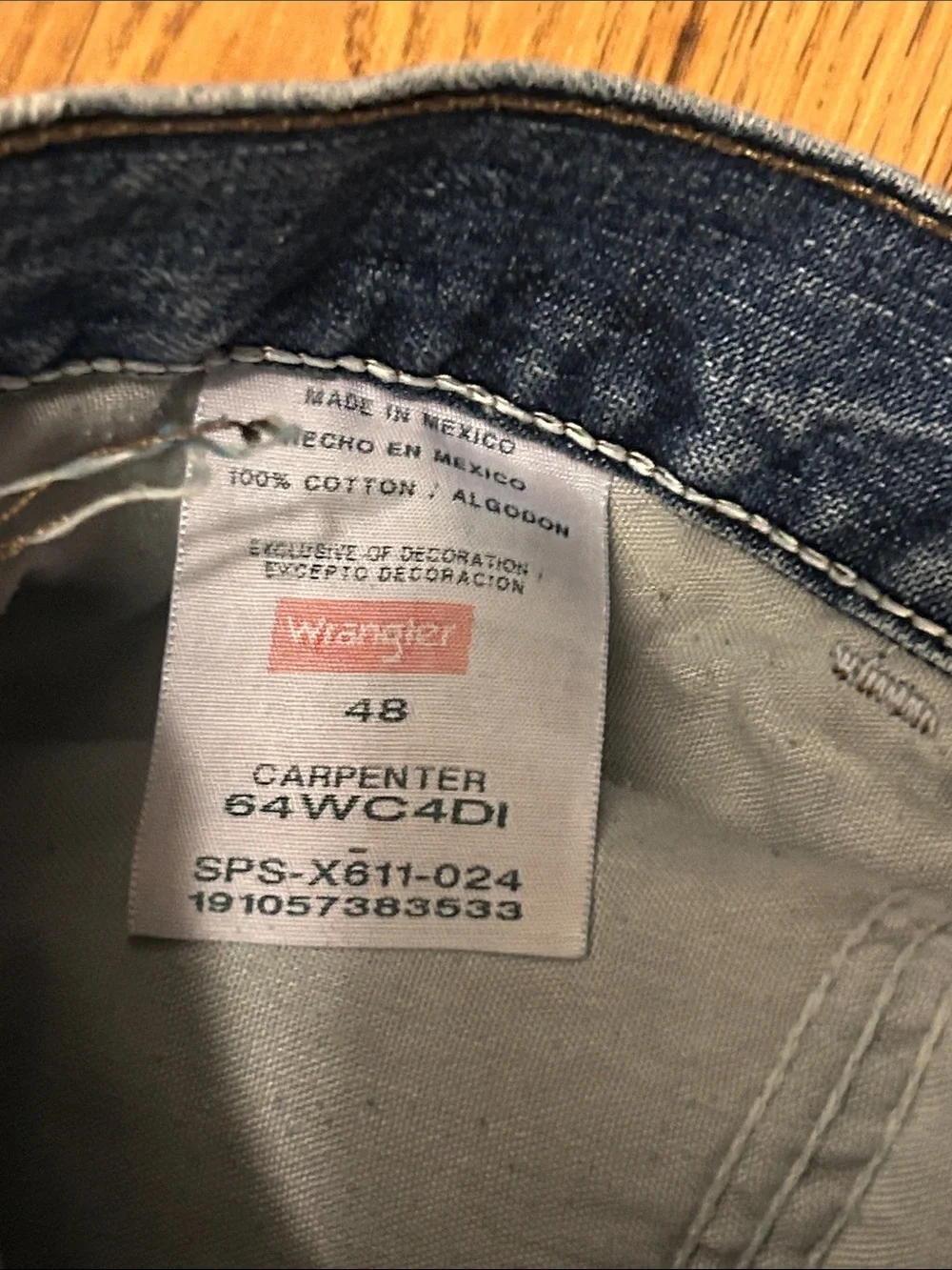 Wrangler Men’s Carpenter Denim Shorts 48 Waist Blue Jean Utility Work Shorts - Picture 2 of 5